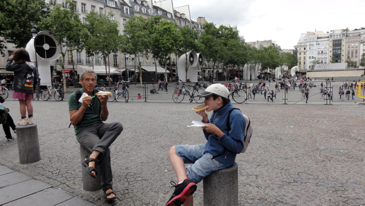 le dessert : gaufre à la crème de marrons + chantilly et gaufre au nutella