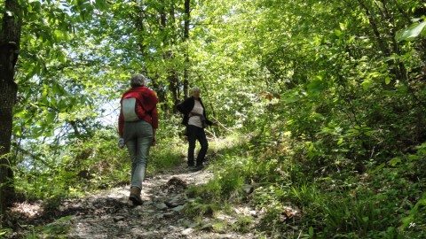 Simone et Ghislaine sur la montée de Bancarel