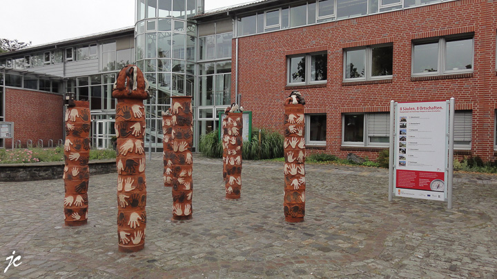 devant la mairie (Rathaus) de Twistringen