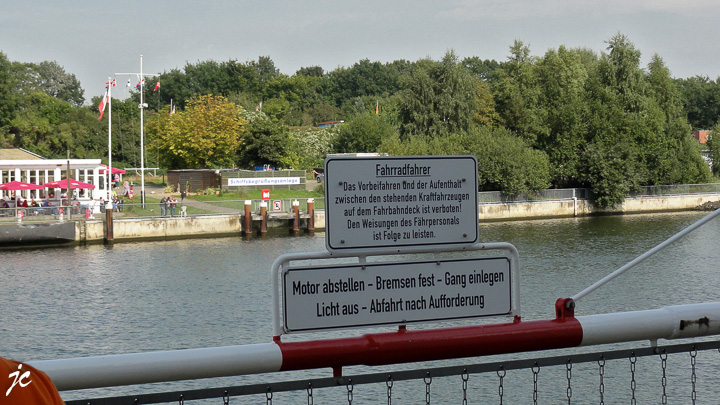le téléphérique bac (Schwebefähre) à Rensburg