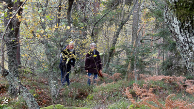 Ghislaine et Simone sur le sentier du rocher à Grendelbruch