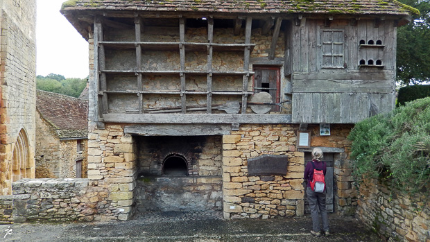 le four banal et le logement du fournier à Urval