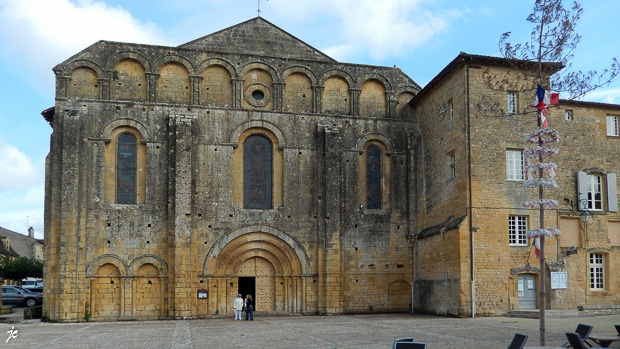 l'église de Cadouin