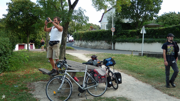 Fabio à Saumur près du château