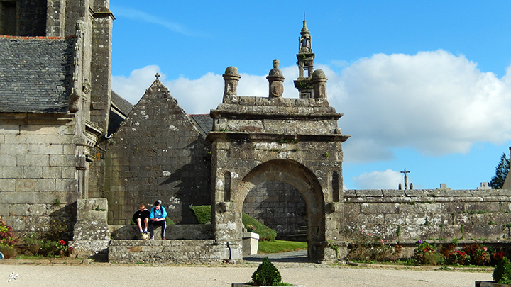 l'enclos paroissial de Commana