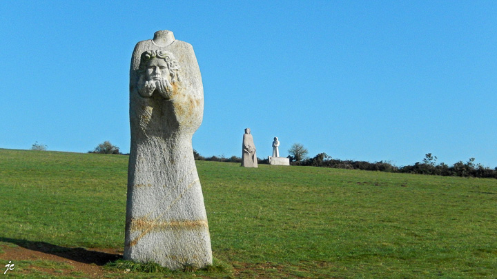 la vallée des saints à Carnoët