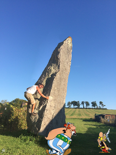 Fabio sur le menhir, Astérix et Obélix
