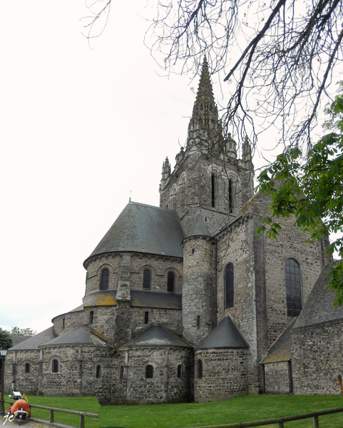 la basilique Notre-Dame d'Avesnières