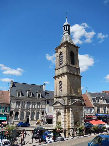 la balade à Décize, la tour de l'horloge