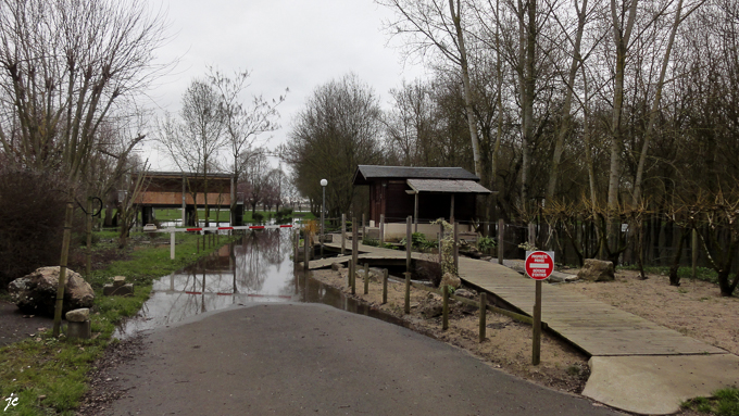l'entrée du camping Au Bord de Loire de Gennes