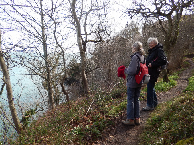 Simone et Ghislaine sur le GR34