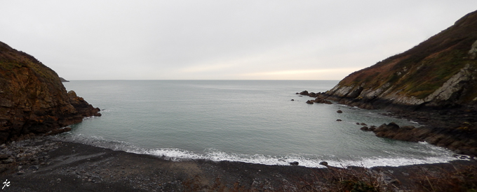 Porz Pin le départ d'une randonnée sur le GR34 vers Bréhec