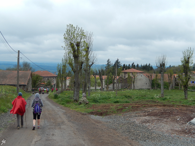 la foule à l'entrée de Jagonas