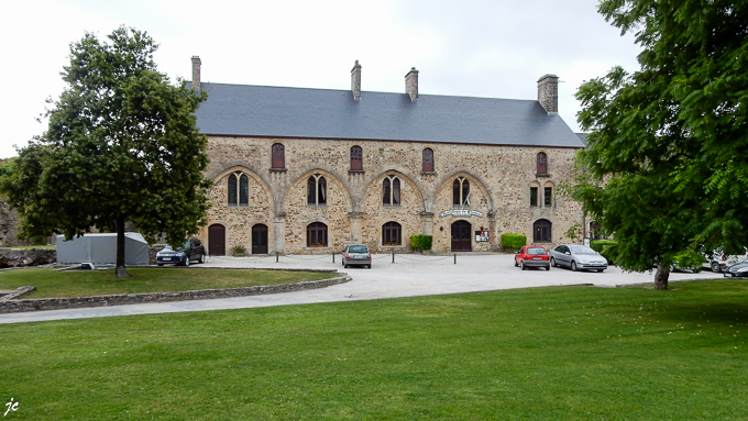 l'Hostellerie du Château à Bricquebec