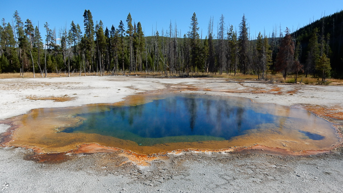 dans le Yellowstone national park, Emerald pool dans Black Sand Bassin