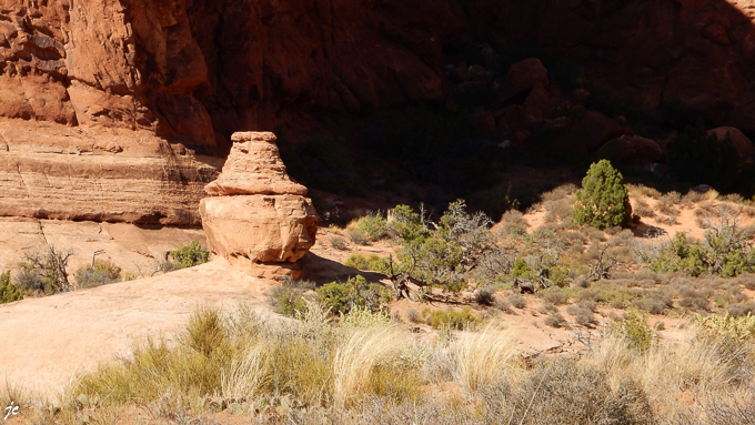 dans Arches National park, le chapeau sur le rocher