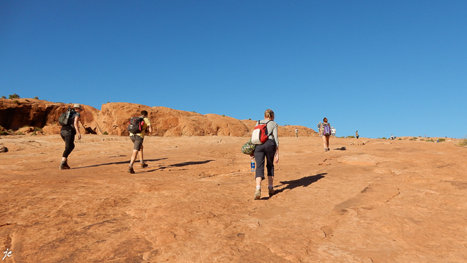 dans Arches National park, le trail vers Delicate Arch