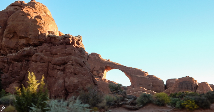 dans Arches National park, Skyline Arch