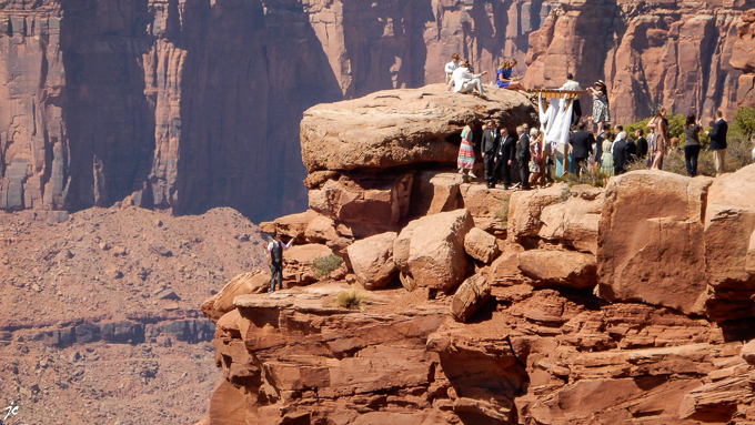 dans le Dead Horse Point State park, à Dead Horse Point Overlook, le mariage