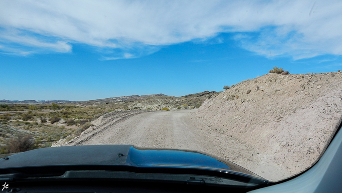 sur la Hartnet Road River Ford
