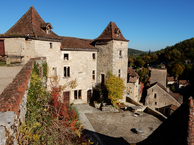 à St Cirq Lapopie