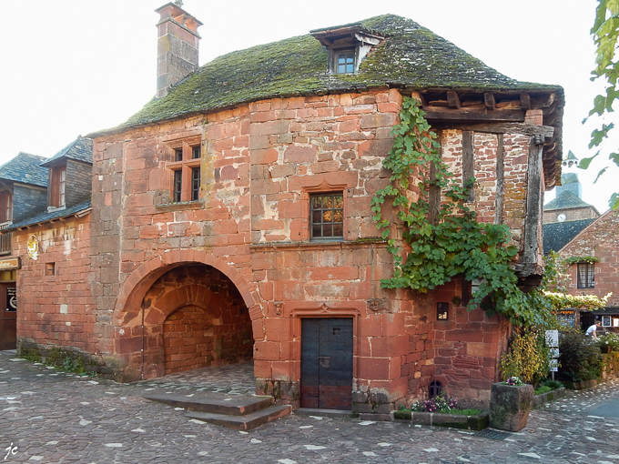 à Collonges-la-Rouge