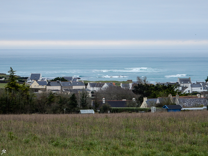 la vue dans la descente vers l'océan