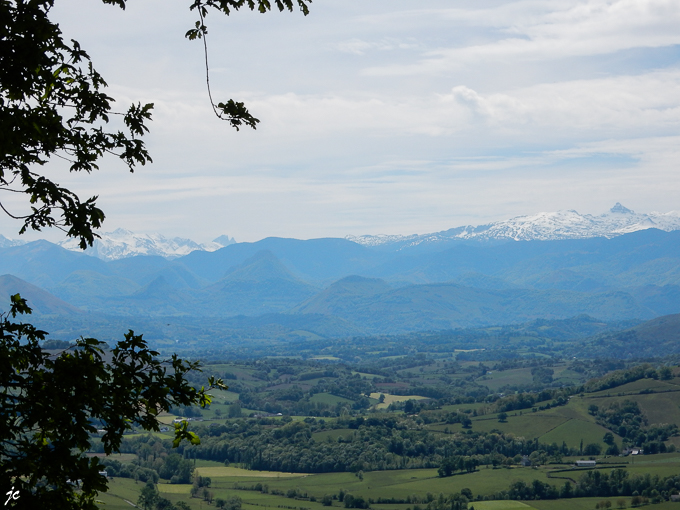 les sommets enneigés