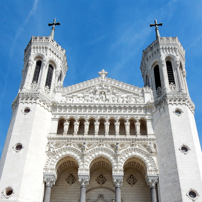 la façade de la Basilique Notre Dame de Fourvière