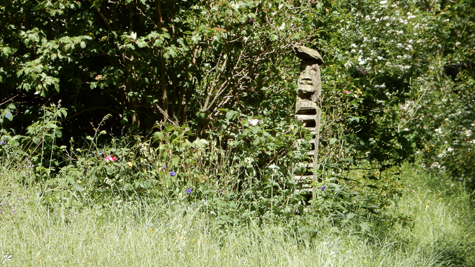 le totem à l'ancien moulin de Bougès