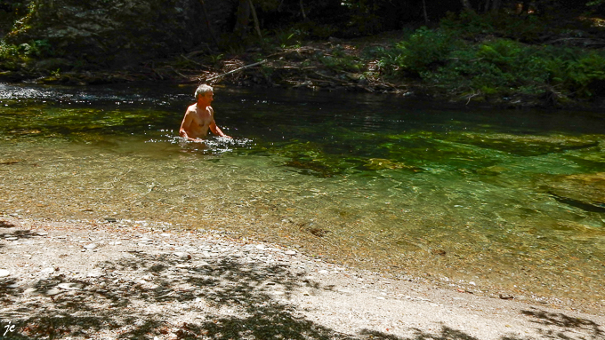 le bain dans la Mimente
