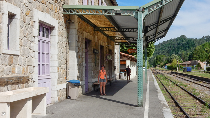 Magali à la gare de St Jean du Gard