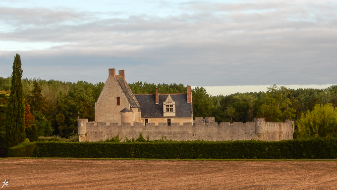 le château de Fontenay à la sortie de Lignières de Touraine