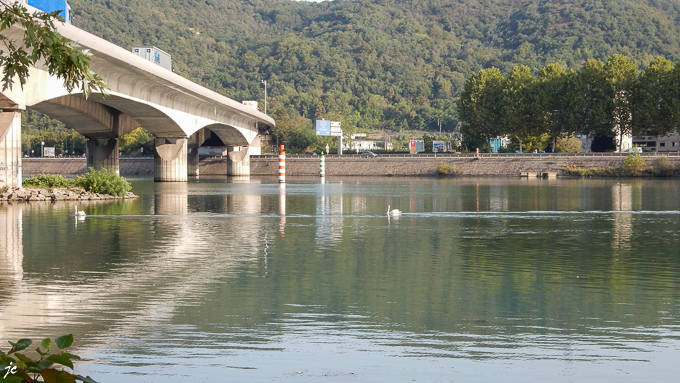 le Rhône à Givors,le pont de l'A47