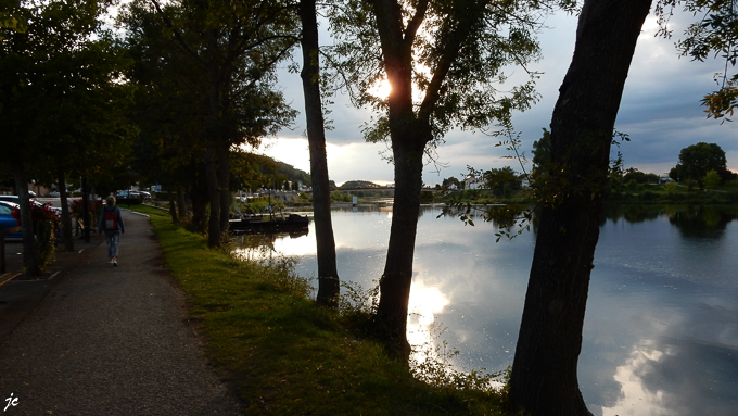 au bord du Cher à Savonnières