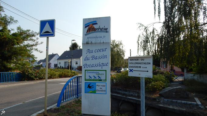 à l'entrée de Wittenheim sur la D202