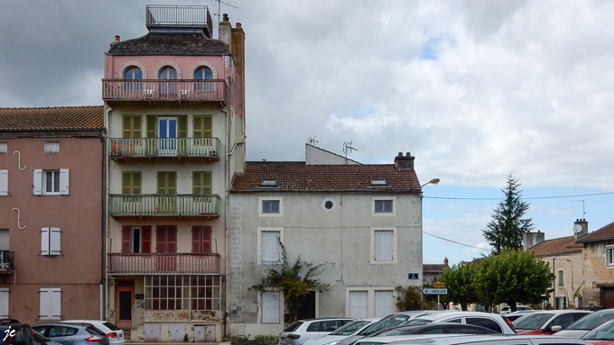 un immeuble de Verdun sur le Doubs