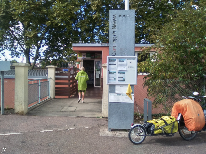 l'arrivée au camping de Nevers