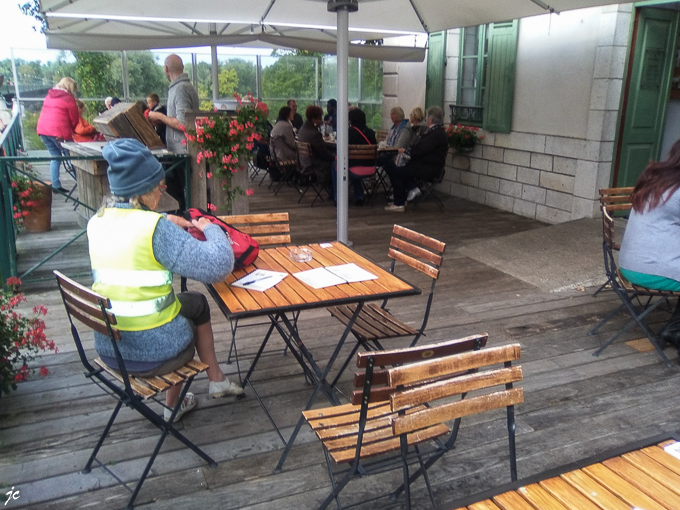 chez le chocolatier Hervé Roussel au pont canal de Briare