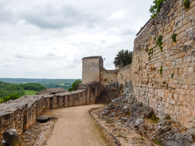 la porte de l'Irissou et la tour de la prison