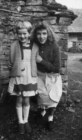 1959 Simone et Claudette à Palantine