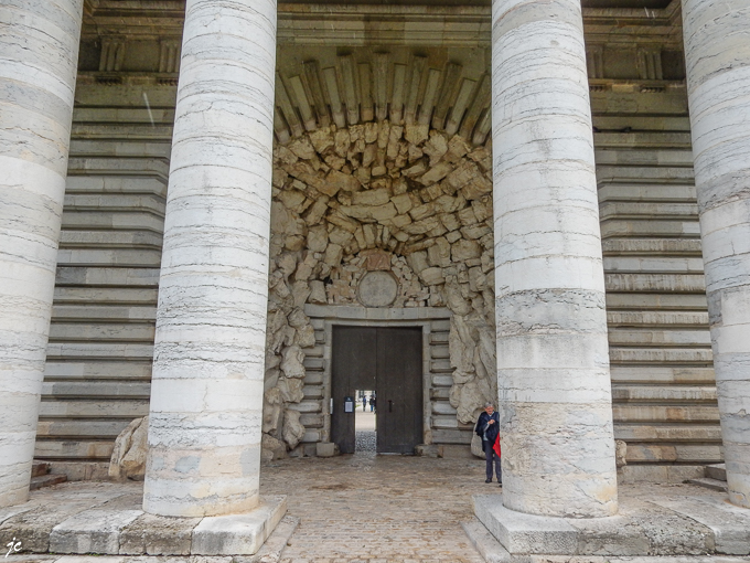 l'entrée de la saline royale d'Arc et Senans