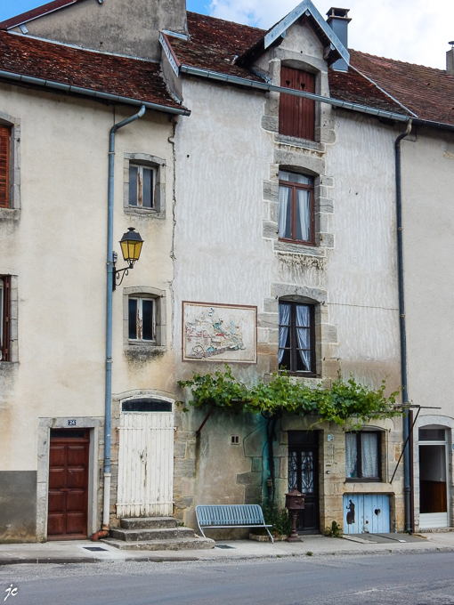 la façade à Arbois