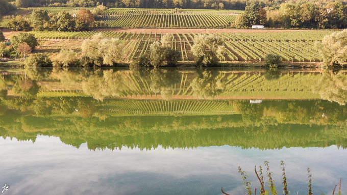 le soleil inonde la vallée à Merl