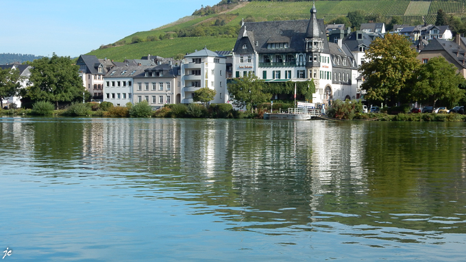 la ville de Traben Trarbach, l'hôtel Bellevue construit en 1903 en style Art Déco