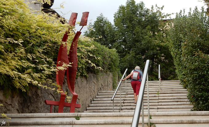 les gardiens de la conscience de Milutin Mratinkovic, sculpteur à Liverdun