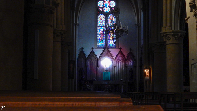 le choeur de l'église de Is sur Tille