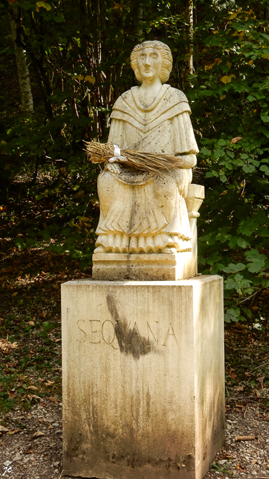 la déesse Sequana sculpté durant l'été 2014 par Eric de Laclos