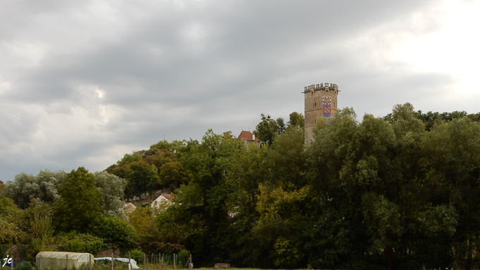 le donjon du château de Montbard