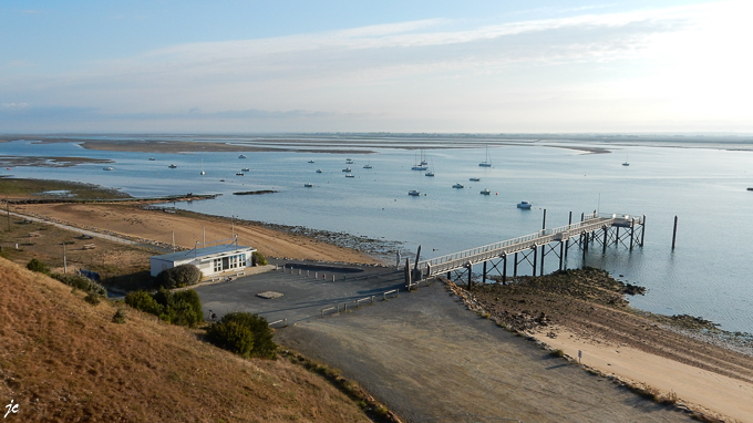 à l'embarcadère pour l'Île d'Yeu